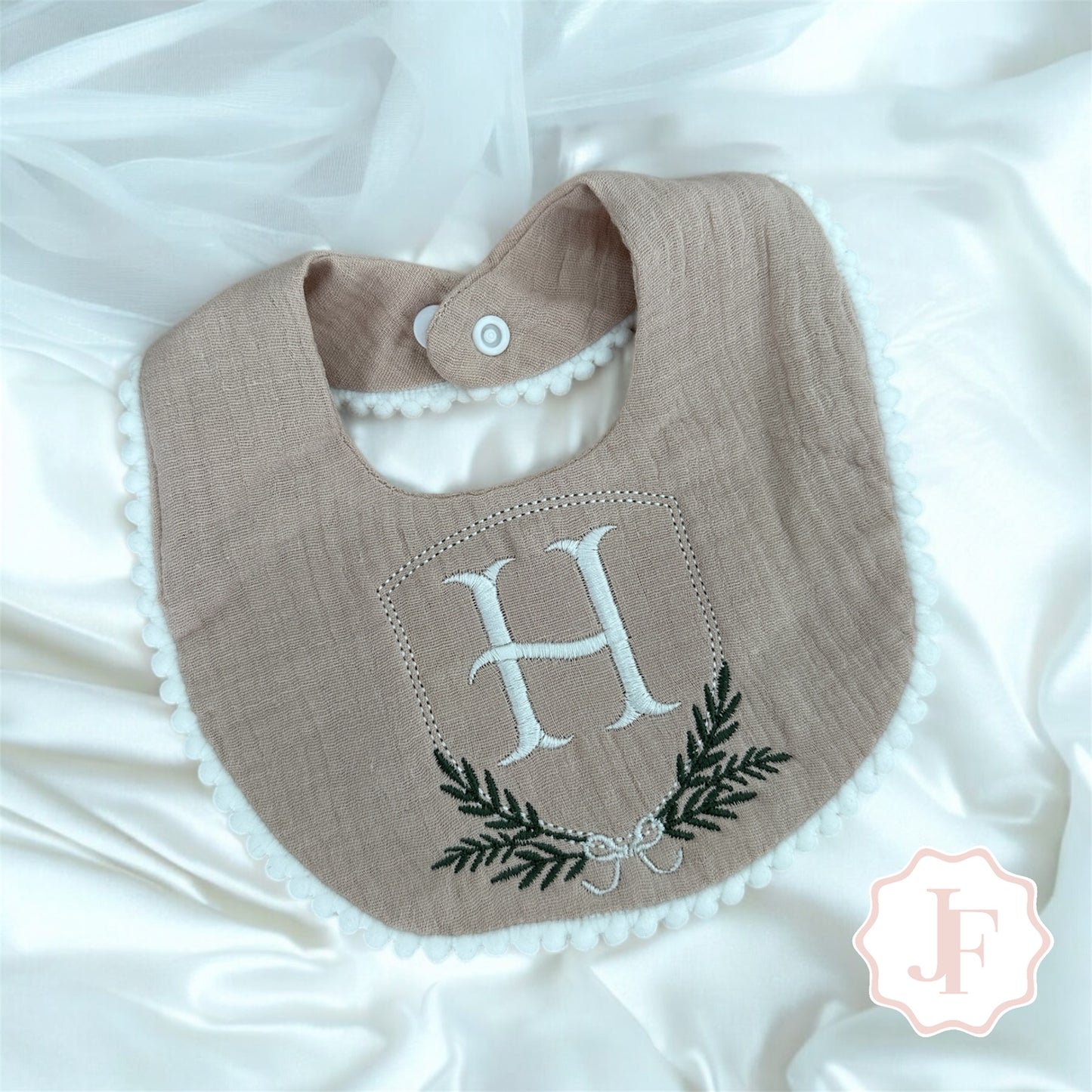 Honey Pie Bib
